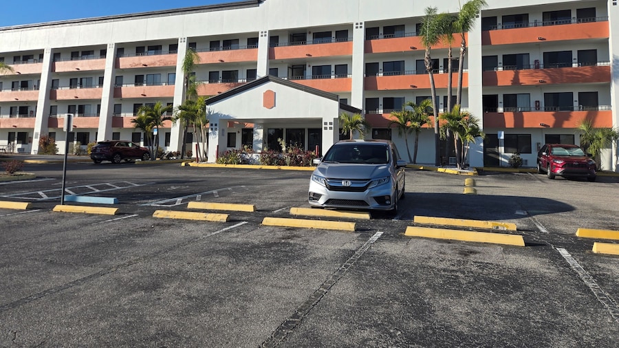 Stay Inn & Suites