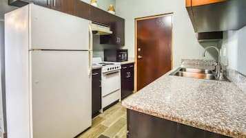 Down comforters, desk, iron/ironing board, free WiFi