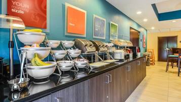 Desayuno bufé gratuito y diario