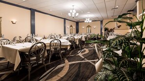 Restaurant - Fort Washington Inn (Fort Washington)