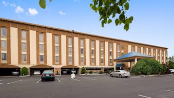 الإطلالة من المنشأة