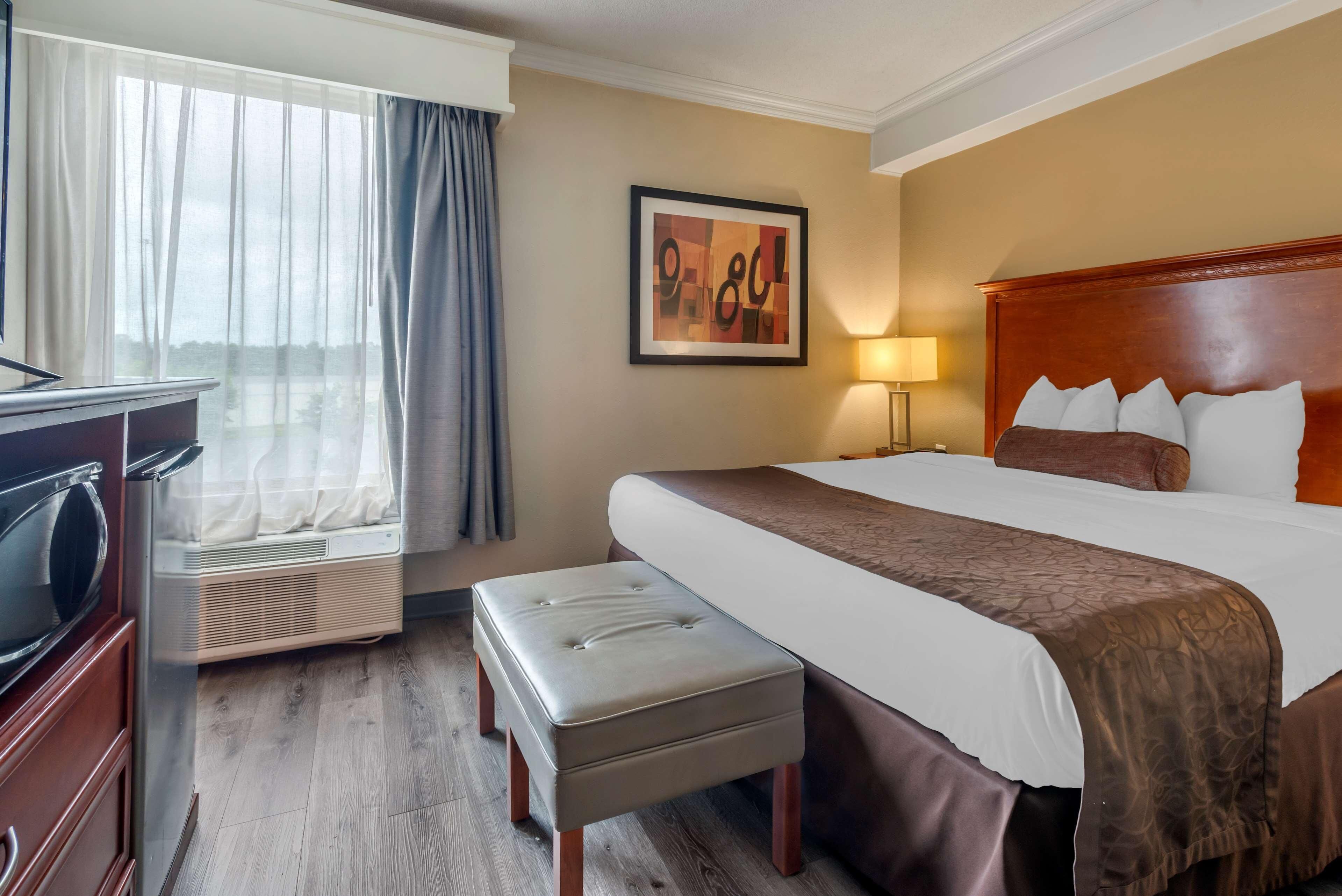 مكواة/لوح كي وواي فاي مجانًا وملاءات أسرّة ومُنبهات