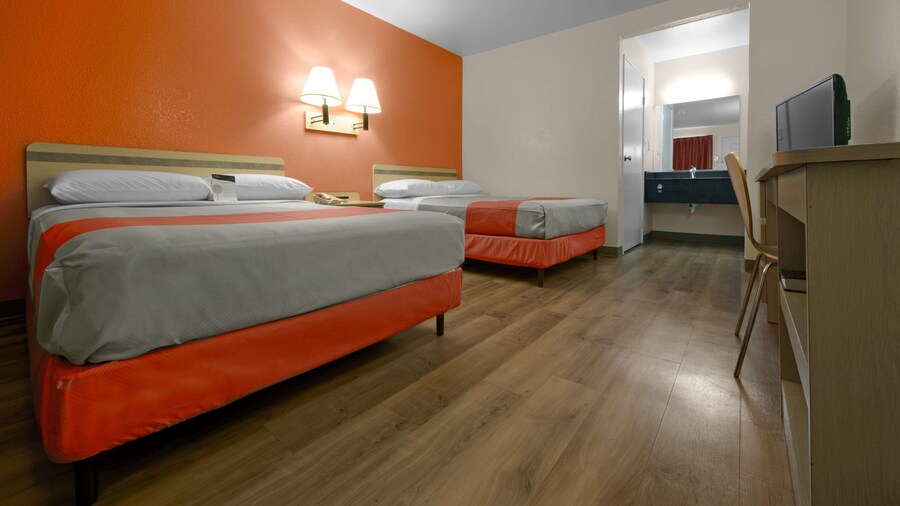 Motel 6 Saint Joseph, MO