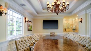 Dining - Westlake Village Inn (49594) (Westlake Village)