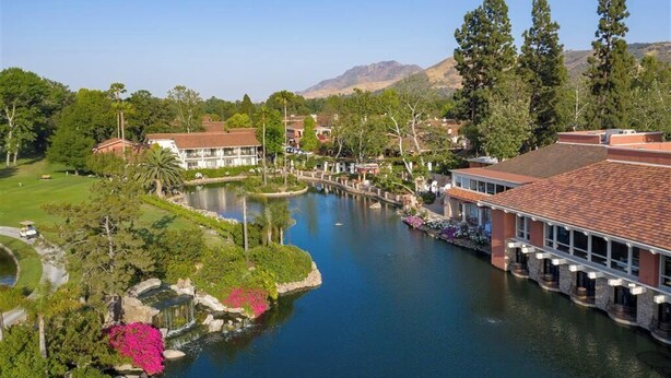 Exterior - Westlake Village Inn (49594) (Westlake Village)