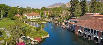 Westlake Village Inn (49594)