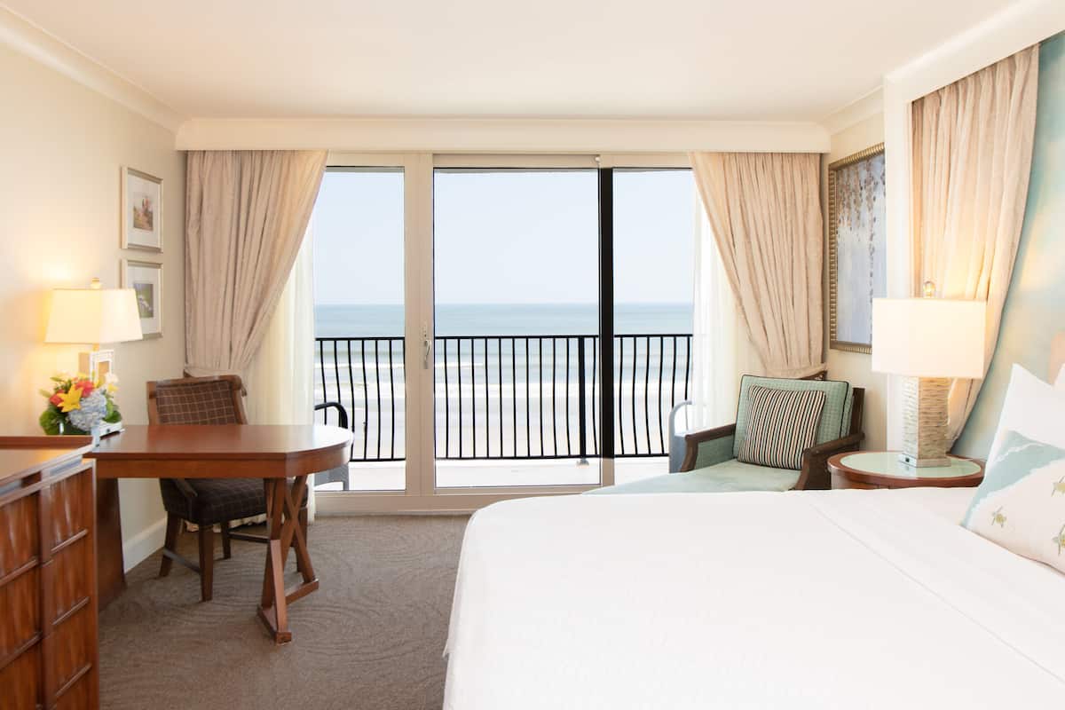 Literie de qualité supérieure, surmatelas, minibar