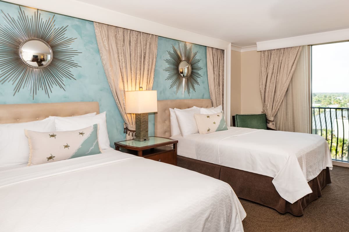 Literie de qualité supérieure, surmatelas, minibar