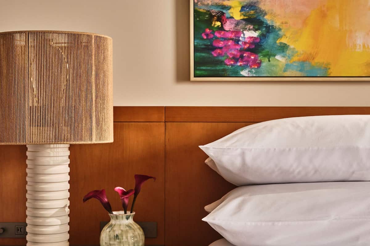 Hochwertige Bettwaren, Pillowtop-Betten, Minibar, Zimmersafe