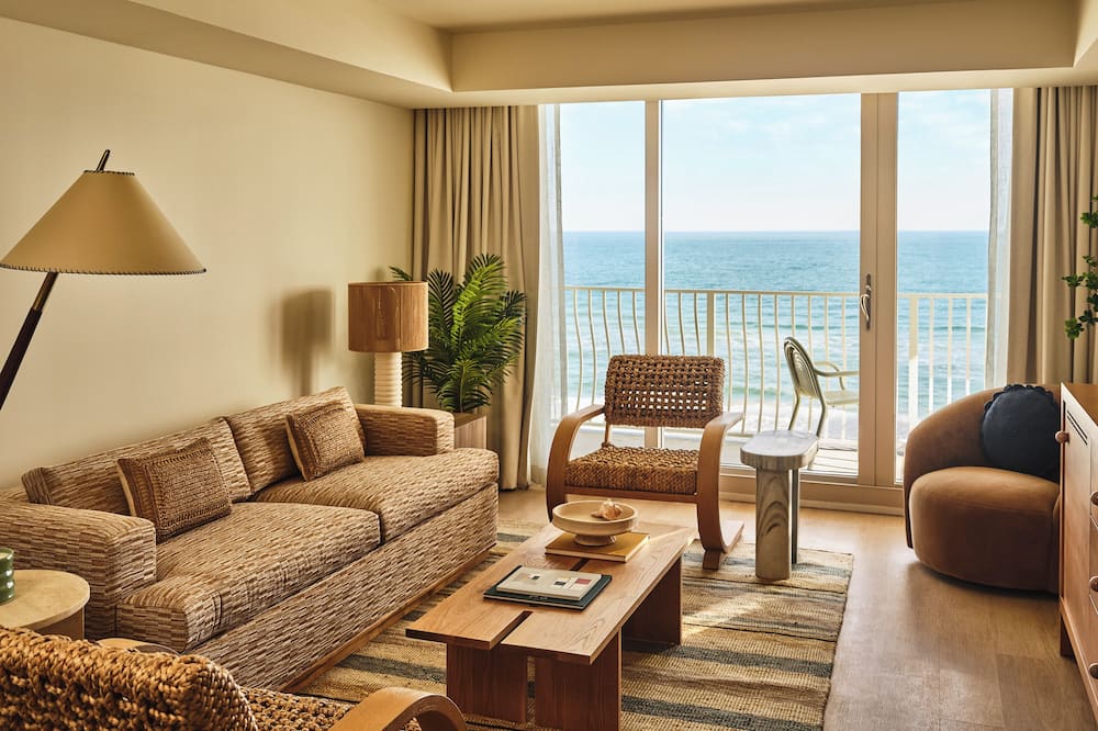 Dune House Hotel and Spa