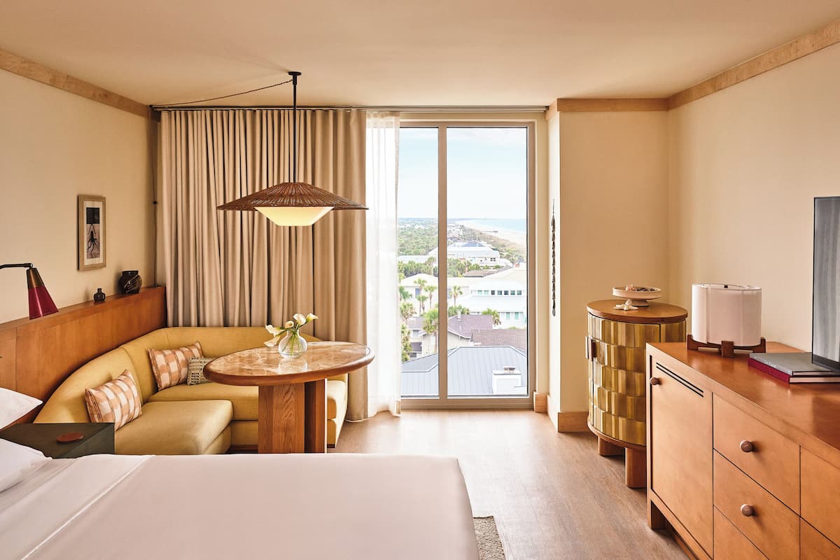 Hochwertige Bettwaren, Pillowtop-Betten, Minibar, Zimmersafe