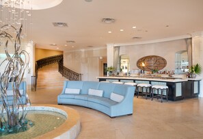 Lounge i lobbyen