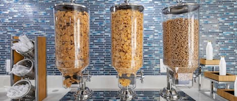 Petit déjeuner buffet compris tous les jours
