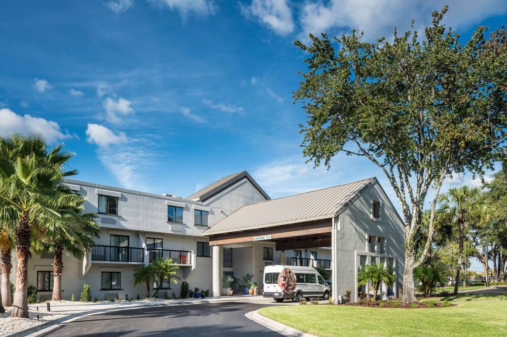 DoubleTree by Hilton Gainesville