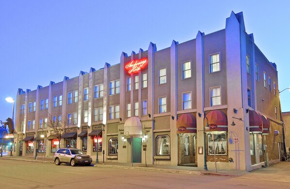 Front of property - Historic Anchorage Hotel (Anchorage)