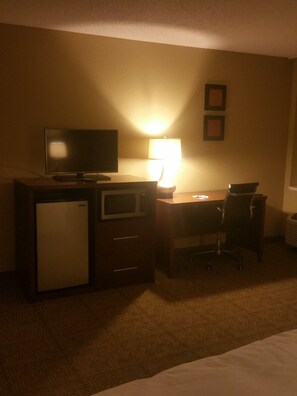 Premium bedding, desk, blackout curtains, iron/ironing board
