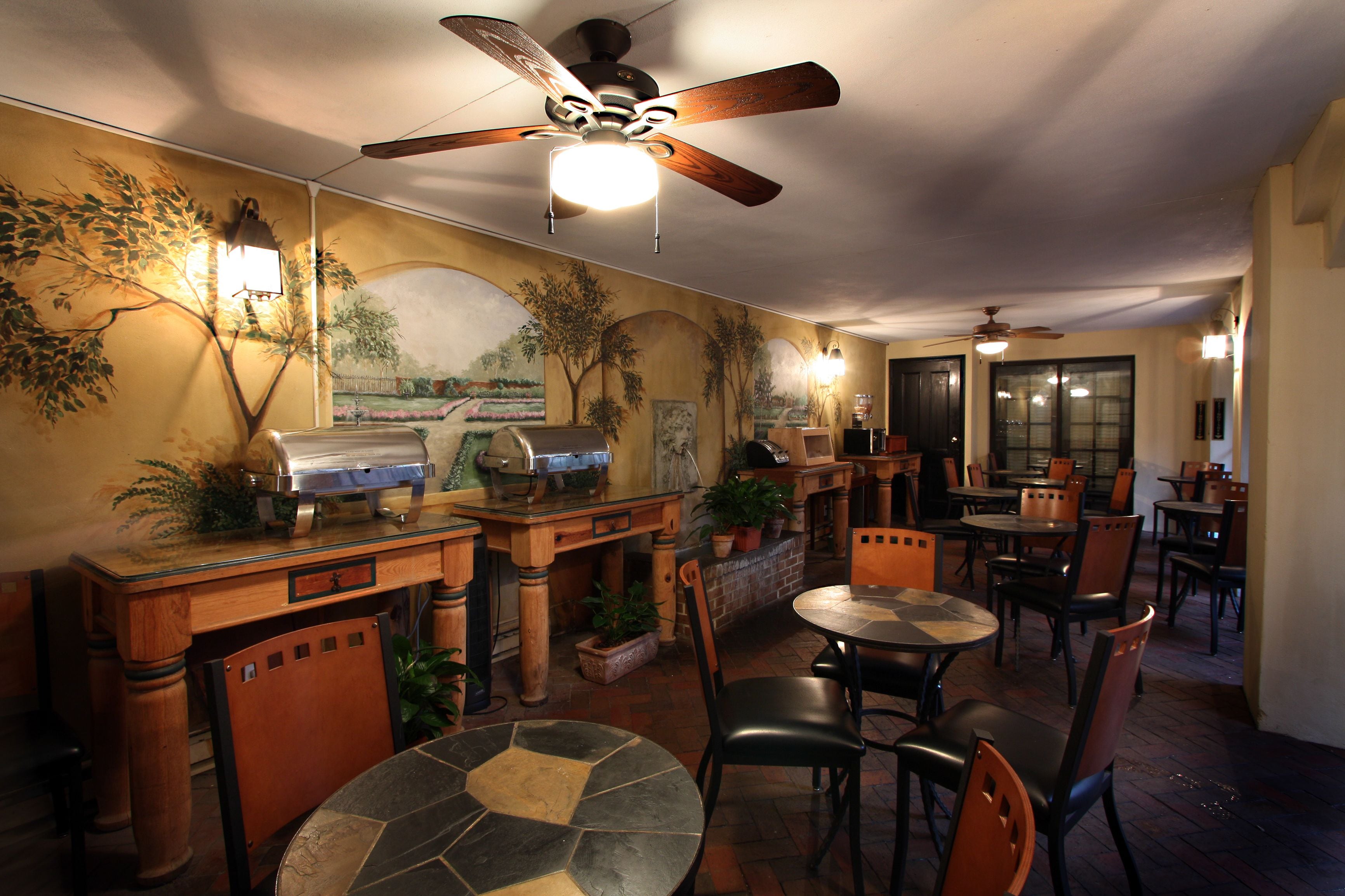 Photo - Eliza Thompson House, Historic Inns of Savannah Collection