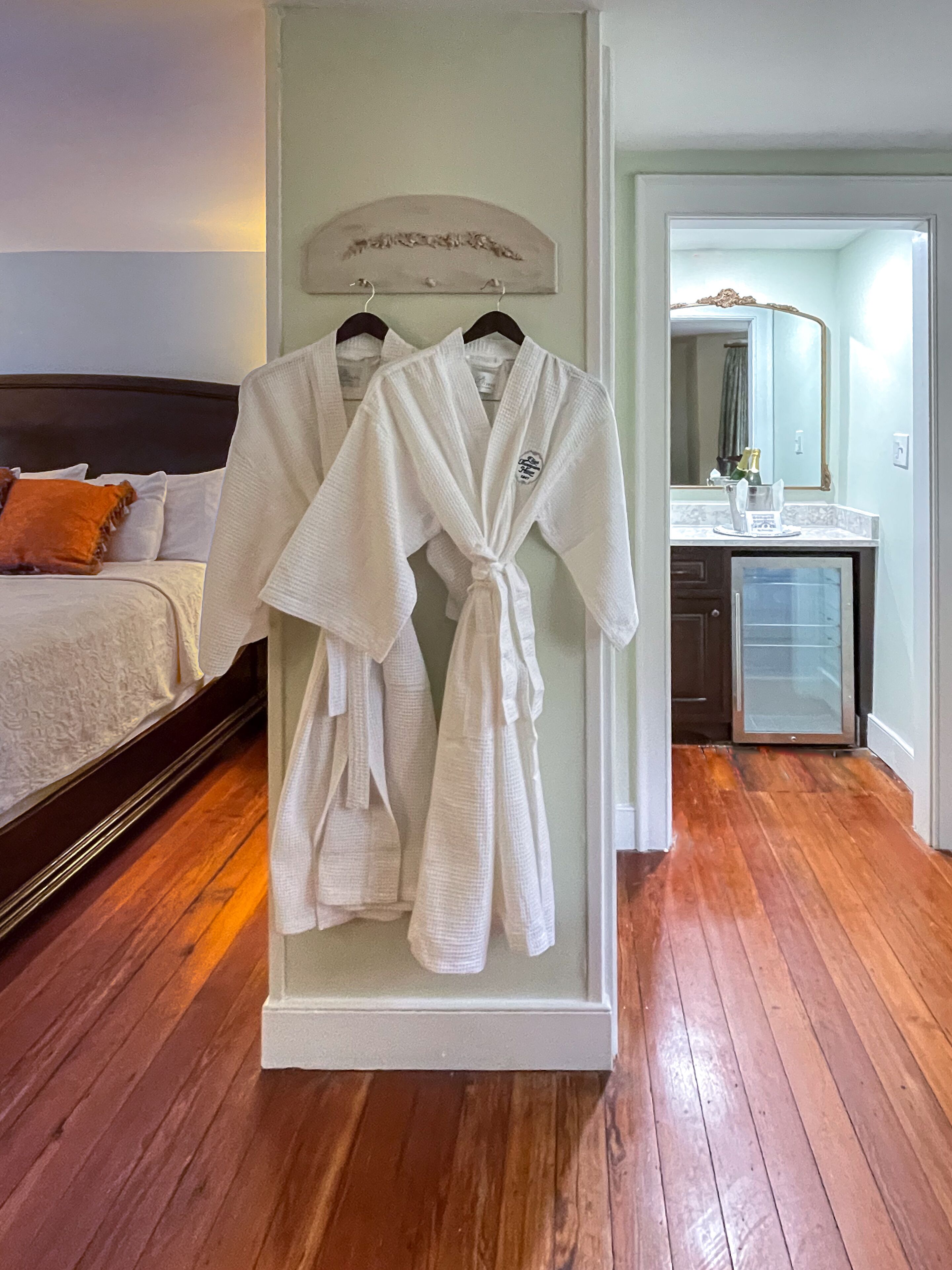 Photo - Eliza Thompson House, Historic Inns of Savannah Collection