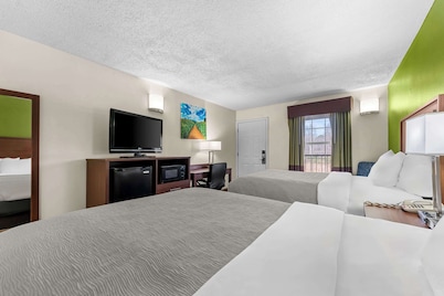 Quality Inn
