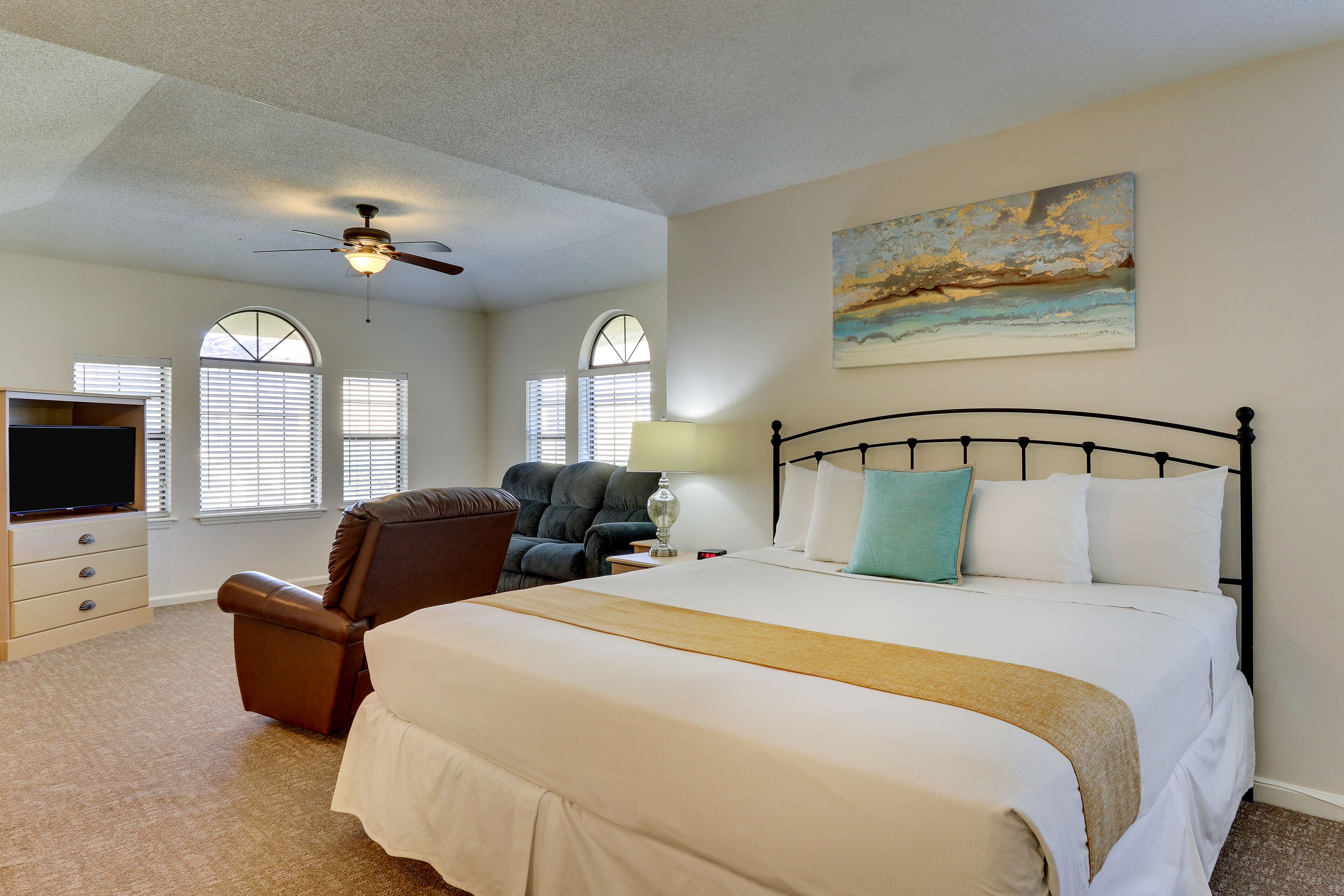 1 bedroom, individually furnished, desk, laptop workspace