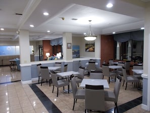 Free daily continental breakfast