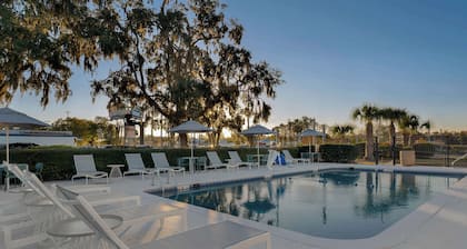 Spark by Hilton Savannah Midtown