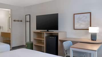 Room, 2 Queen Beds | Premium bedding, desk, iron/ironing board, cribs (free)