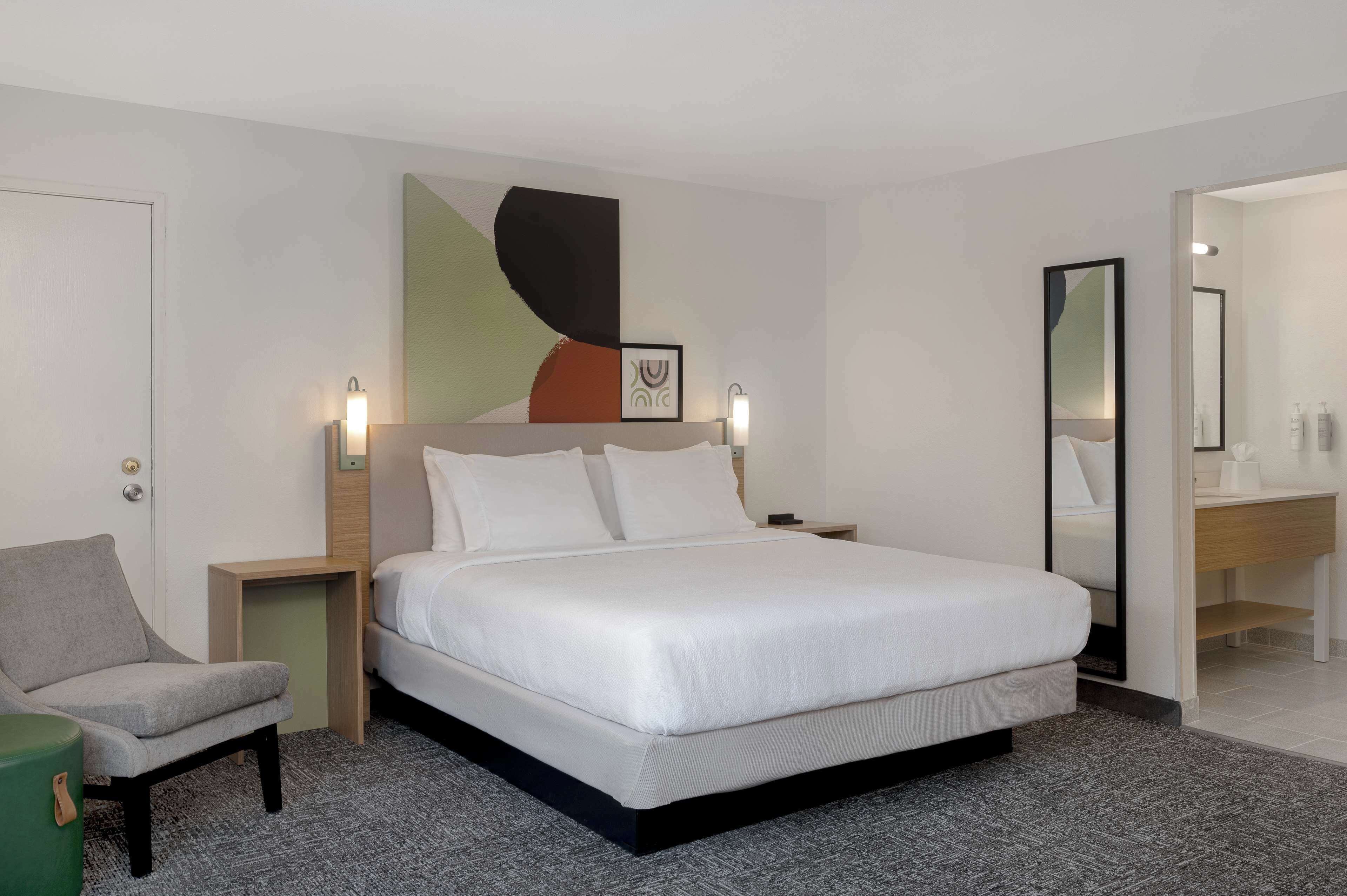 Photo - Spark by Hilton Savannah Midtown