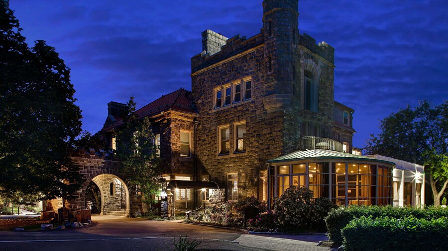 Tarrytown House Estate