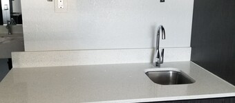 スタジオ 6 サクラメント、 CA - ナトーマス & SMF空港