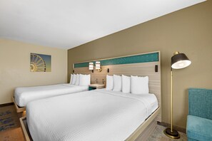 Standard Room, 2 Queen Beds, Non Smoking, Refrigerator & Microwave | In-room safe, desk, laptop workspace, iron/ironing board - Best Western Plus Altoona Inn (Altoona)