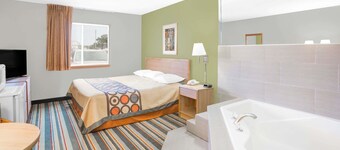 Super 8 by Wyndham East Moline