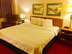 룸, 킹사이즈침대 1개, 금연 | 무료 WiFi, 침대 시트, 알람 시계