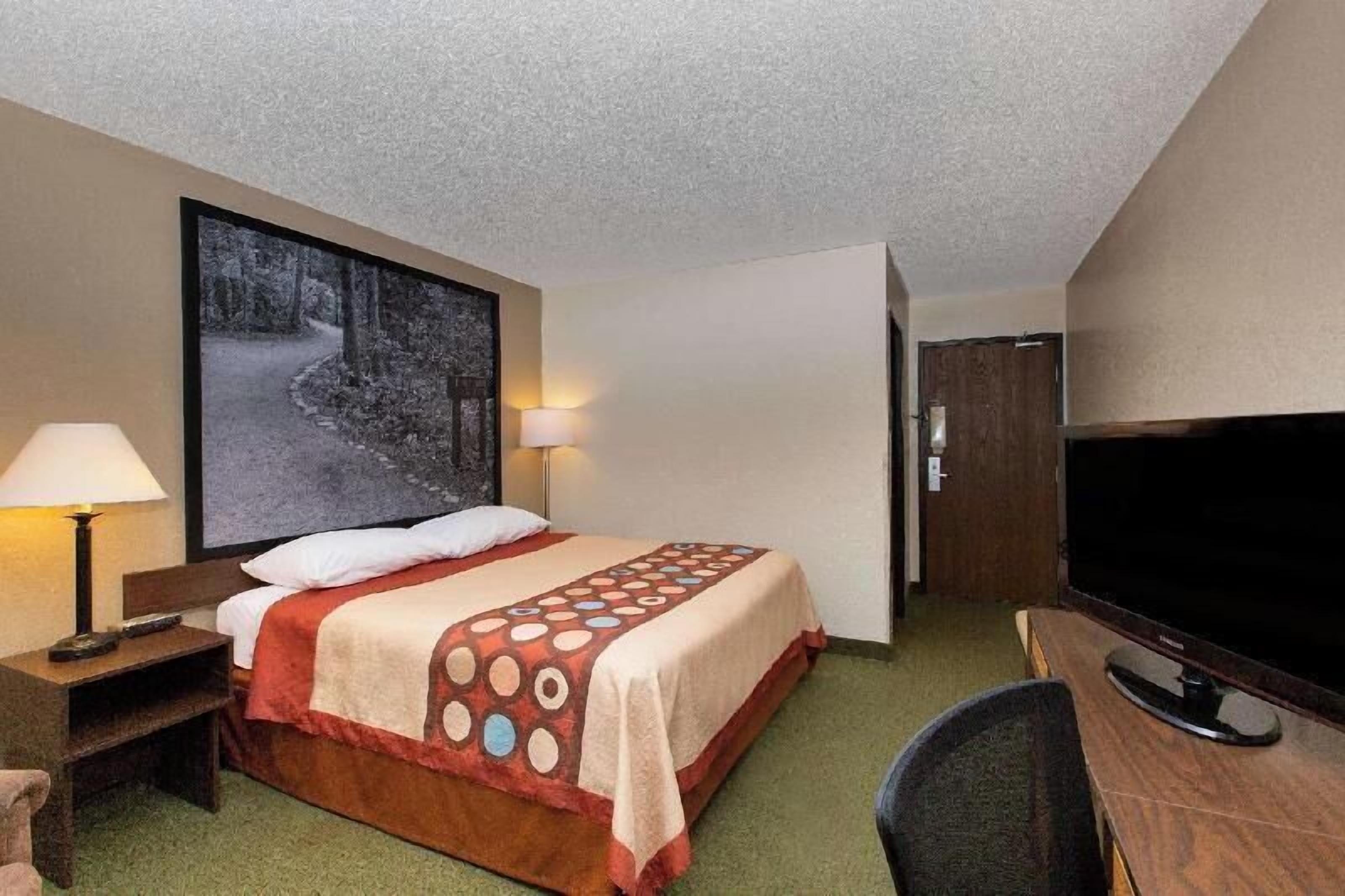 Desk, blackout curtains, iron/ironing board, free WiFi