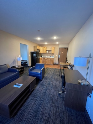 Studio Suite, 1 King Bed, Non Smoking | Living area | TV
