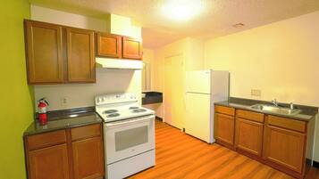 Fridge, microwave