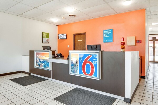 Motel 6 Longview, Tx - North - Longview, TX