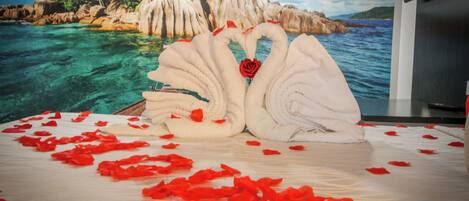 Surmatelas, bureau, espace de travail pour ordinateur portable