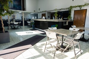 Reception - Envi Boutique Hotel Henderson-Evansville South (Henderson)