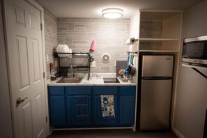Room, 2 Queen Beds, Non Smoking, Kitchenette | 1 bedroom, pillowtop beds, desk, laptop workspace
