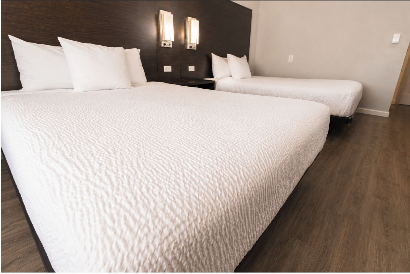 2 Queen Beds Accessible Non-Smoking(Pet) | Pillowtop beds, desk, laptop workspace, blackout drapes