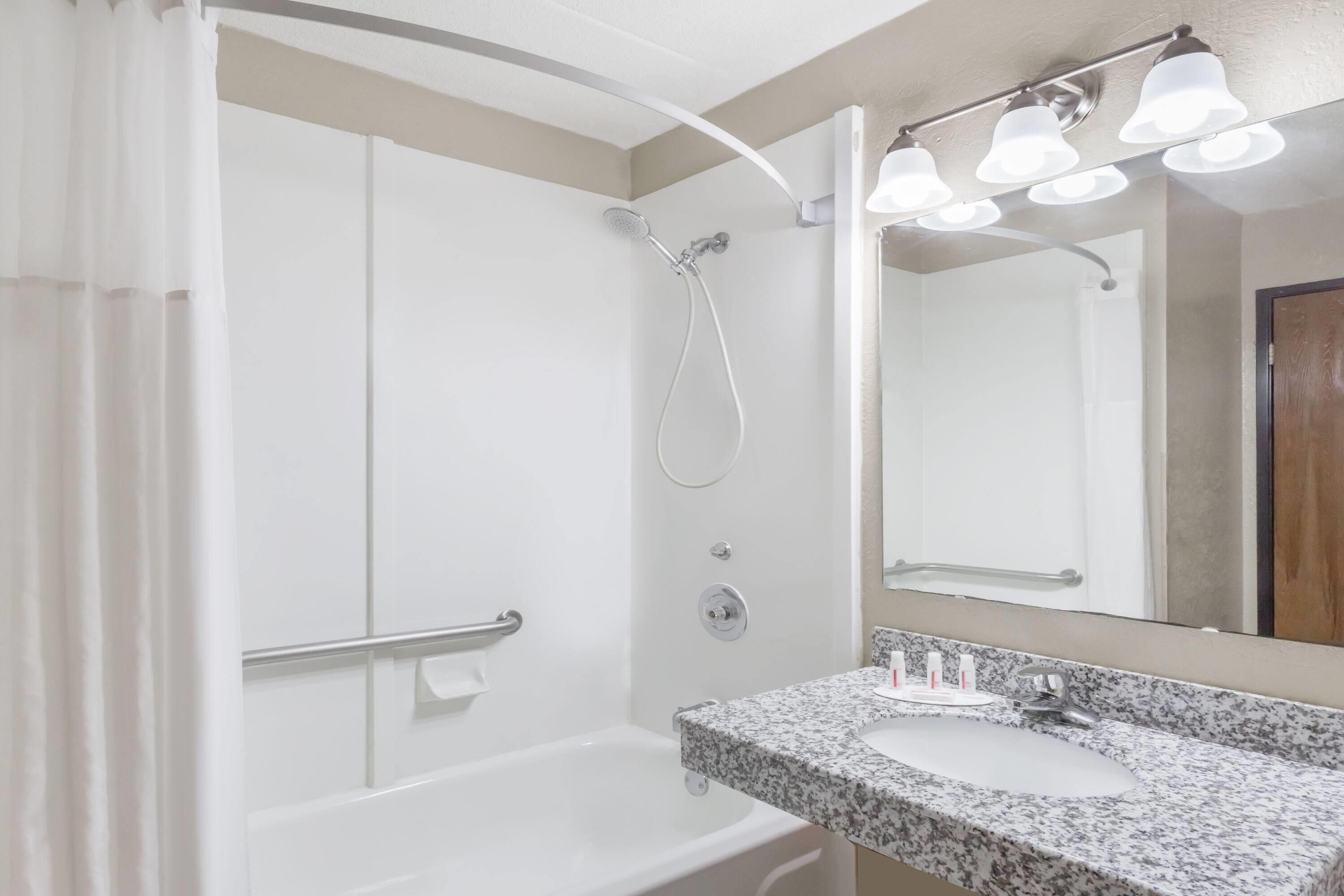 Rolstoeltoegankelijke badkamer