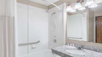 Rolstoeltoegankelijke badkamer