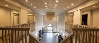 Quality Inn & Suites Portage Central