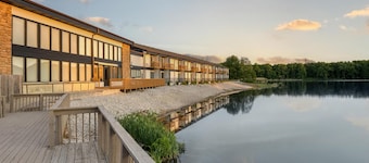 Best Western Indian Oak