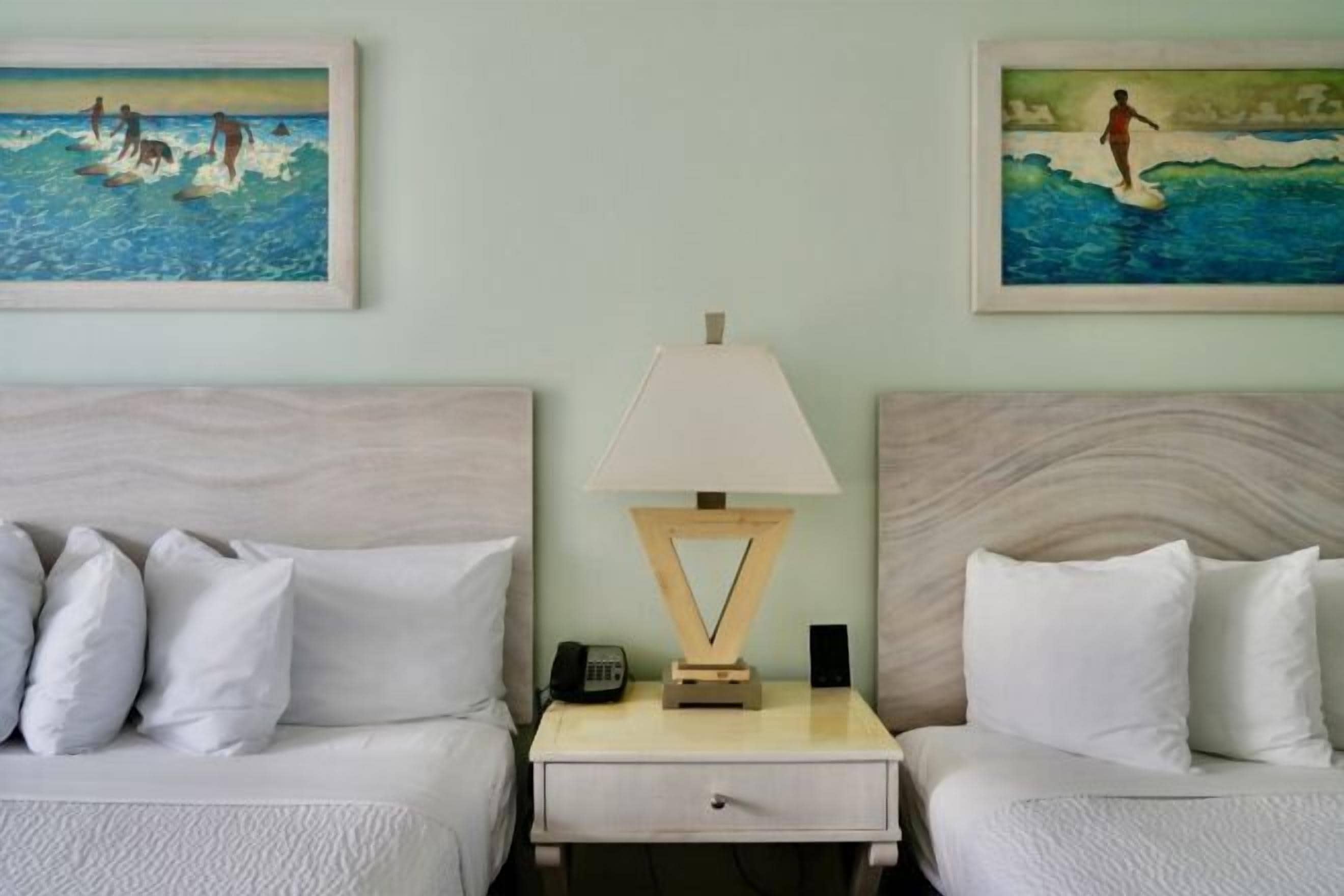 セーフティボックス (室内)、ベビーベッド、ベッドシーツ