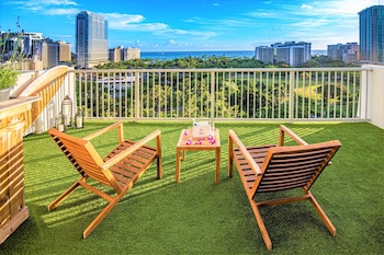 City view from property at Hotel La Croix