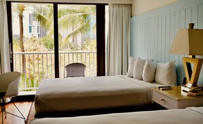 Gold Kitchenette | In-room safe, cribs/infant beds, bed sheets