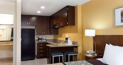 Days Inn by Wyndham Mission Valley/SDSU