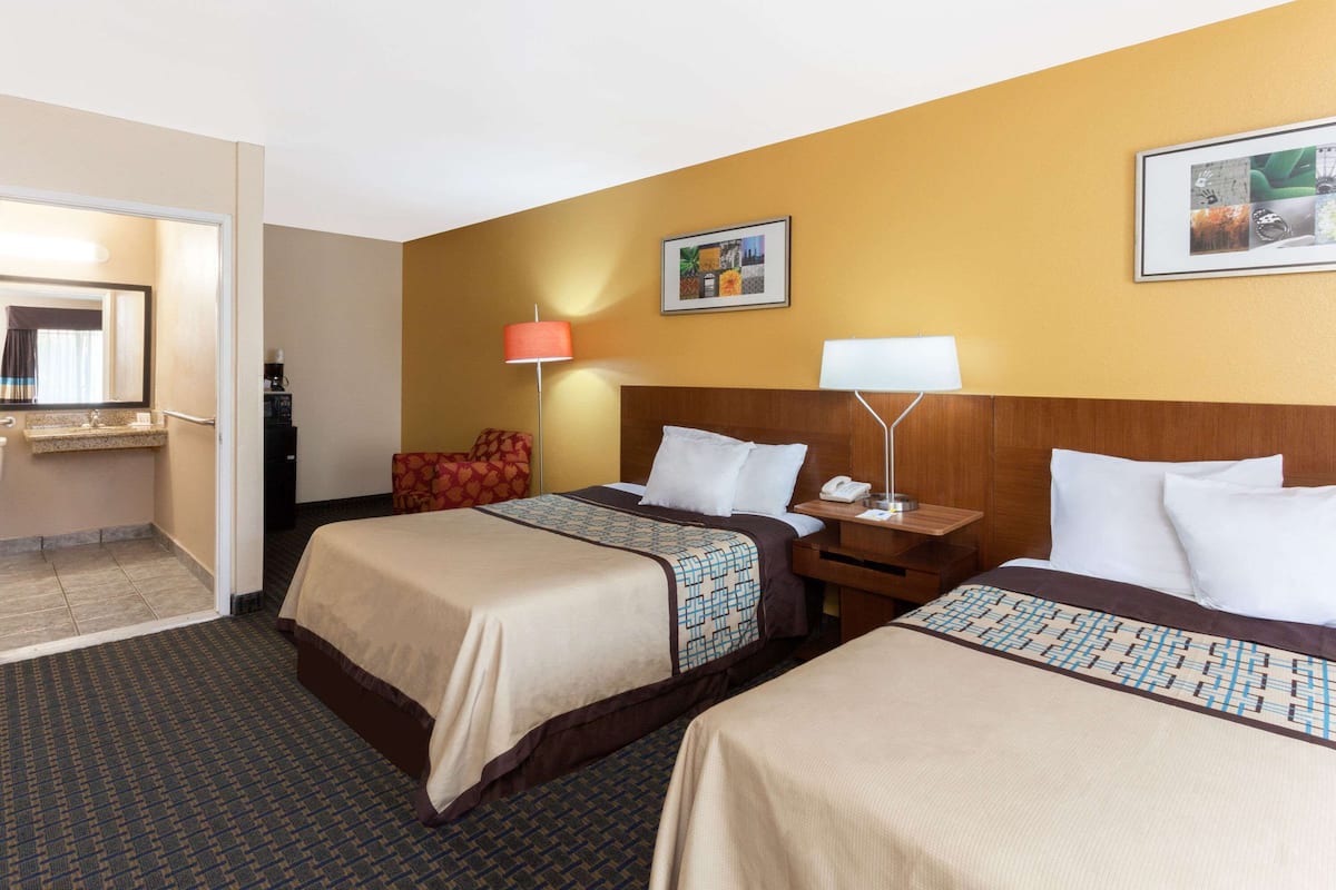 Iron/ironing board, rollaway beds, free WiFi, bed sheets